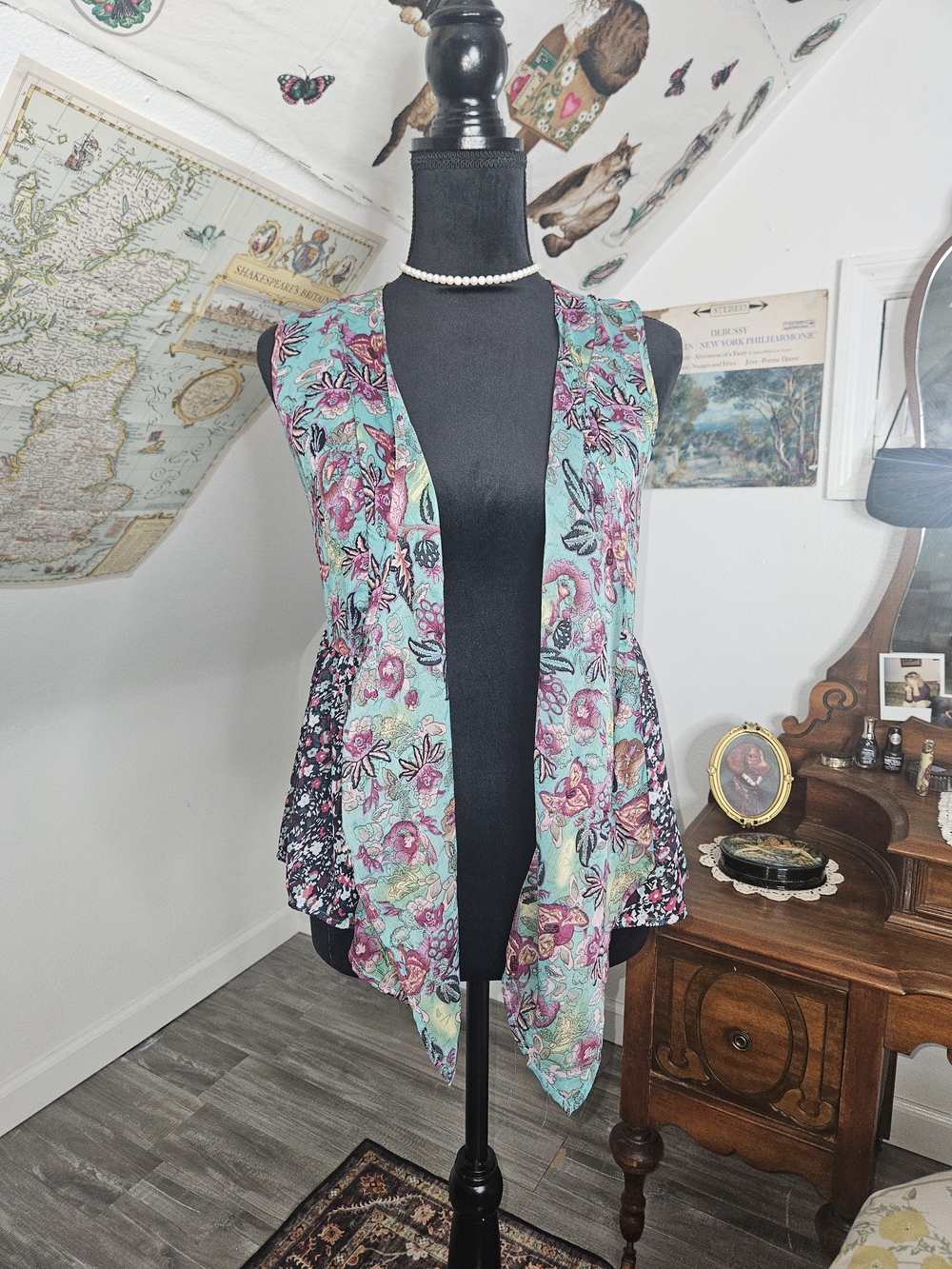 Weavers Floral Open Front Vest in Teal, Pink & Purple
